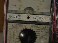 8 multimeters - afbeelding 2 van  3
