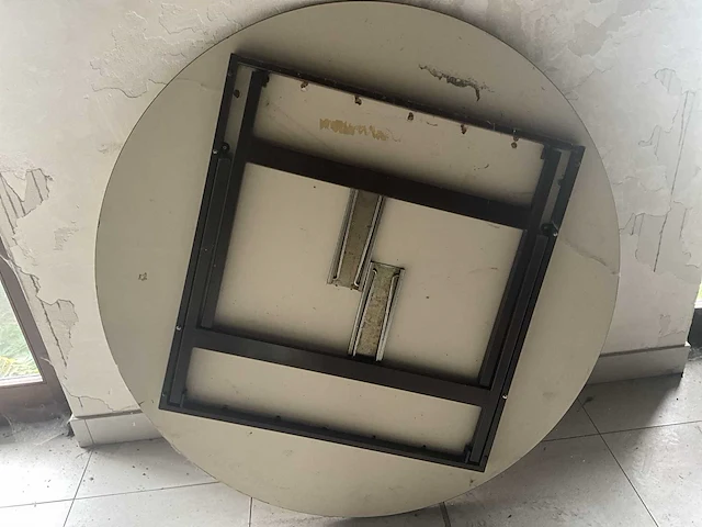 8 opklapbare houten tafels - afbeelding 4 van  11