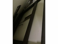 8 opklapbare houten tafels - afbeelding 9 van  11
