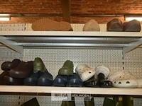 ±8 paar div soorten schoenen en maten - afbeelding 1 van  5