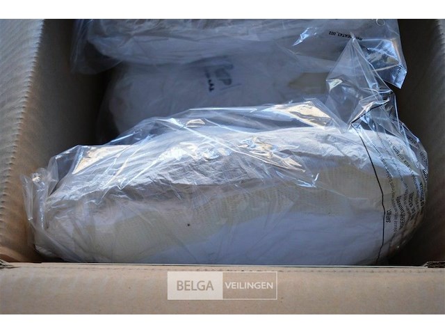 8 pakken tyvek wegwerp schoenovertrek 36/42 - afbeelding 3 van  3
