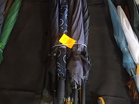 8 paraplu's - afbeelding 1 van  1