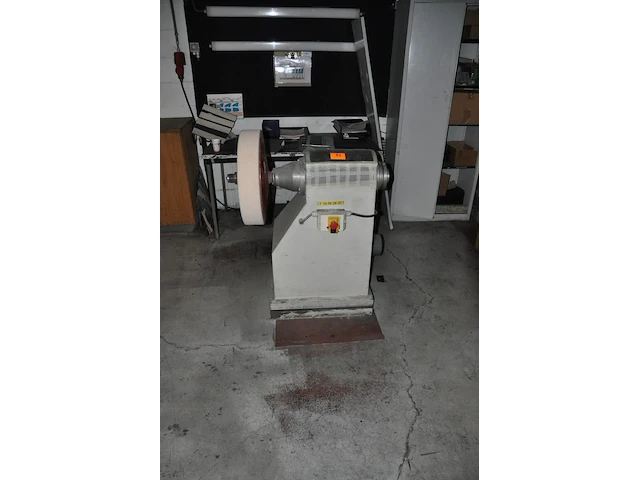 8 polishing machine vitrododi - afbeelding 1 van  3