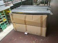 8 rekken met inhoud, 16 gaasboxen - afbeelding 3 van  20
