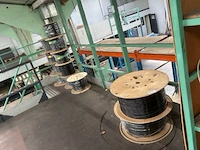 8 rekken met inhoud, 16 gaasboxen - afbeelding 10 van  20