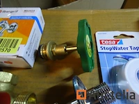 8 sanitaire/verwarmingsartikelen (zie foto's) - afbeelding 6 van  10