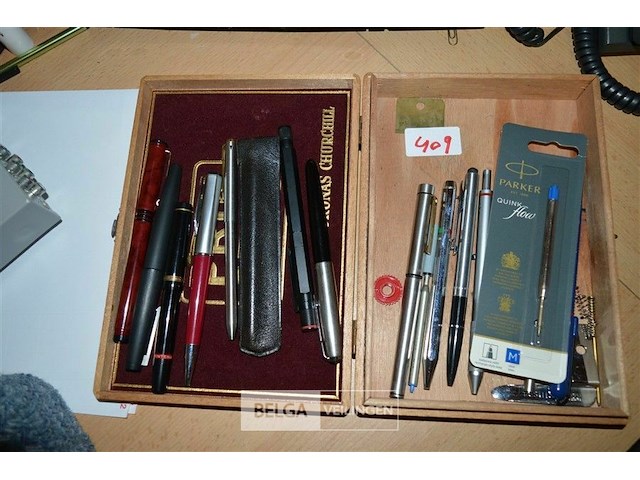 ±8 sheaffer inktpennen + div pennen - afbeelding 1 van  3