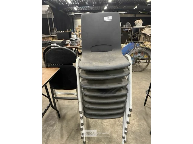 8 stapelstoelen - afbeelding 2 van  3