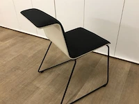 8 stoelen alain berteau en bulo - afbeelding 2 van  5