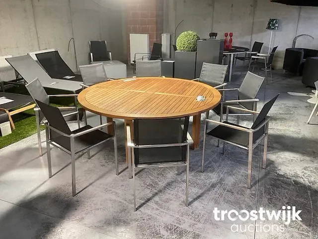 8 stoelen in batyline met teak barlow tyrie - afbeelding 4 van  4
