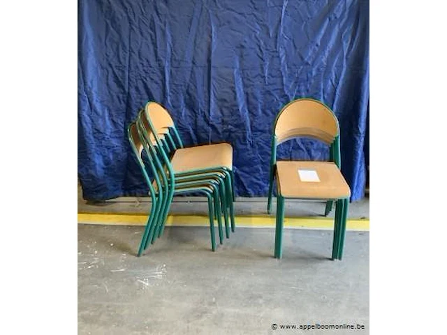 8 stoelen zithoogte 46 cm - afbeelding 1 van  2