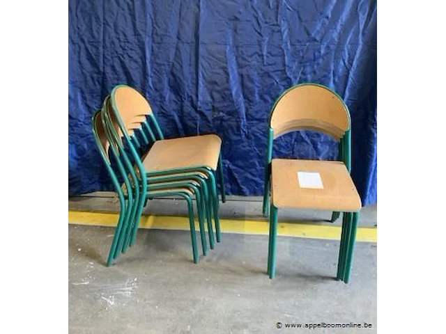 8 stoelen zithoogte 46 cm - afbeelding 1 van  2