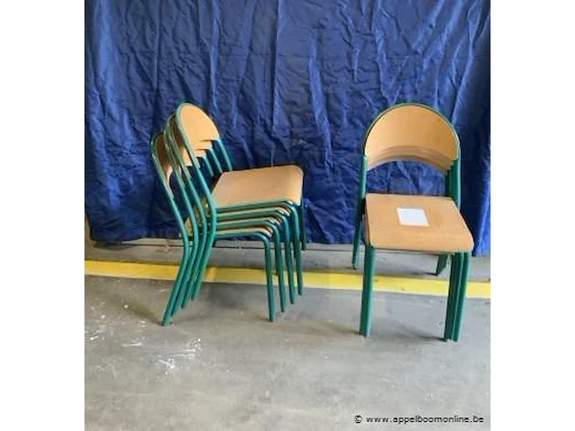 8 stoelen zithoogte 46 cm - afbeelding 1 van  2