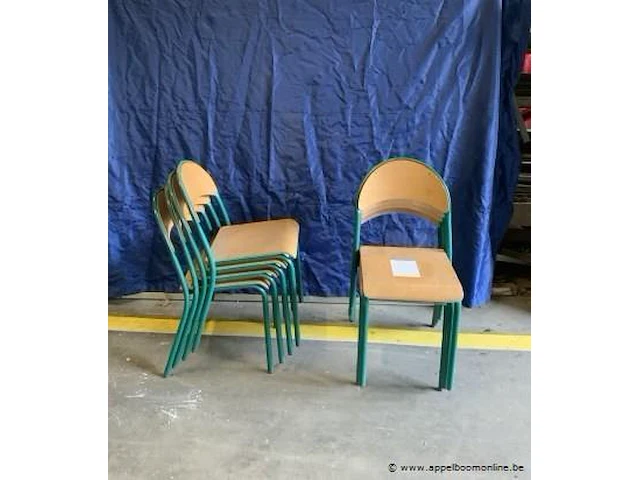 8 stoelen zithoogte 46 cm - afbeelding 1 van  2