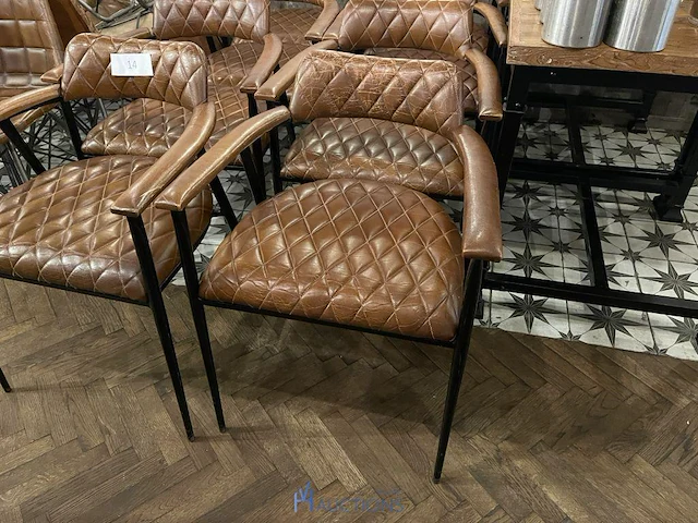 8 stoelen - afbeelding 2 van  4