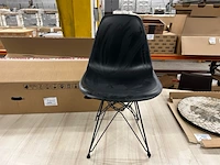 8 stoelen - afbeelding 1 van  6