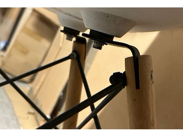 8 stoelen - afbeelding 5 van  5