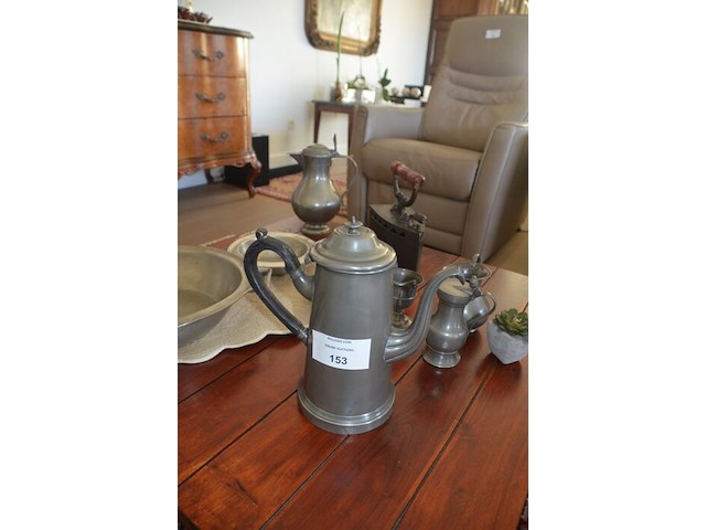 8 tinnen sierstukken, 2 sierstukjes - afbeelding 4 van  9