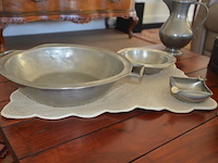 8 tinnen sierstukken, 2 sierstukjes - afbeelding 6 van  9