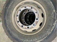 8 vrachtwagenbanden afm plm velg diameter 60 cm - afbeelding 2 van  3