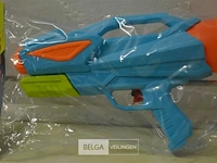 8 waterpistolen - afbeelding 3 van  5