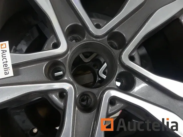 8 wielen voor mercedes - afbeelding 2 van  14