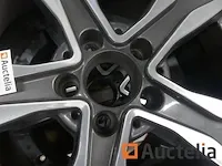 8 wielen voor mercedes - afbeelding 2 van  14