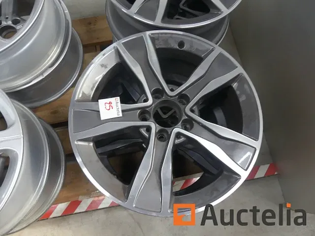 8 wielen voor mercedes - afbeelding 11 van  14
