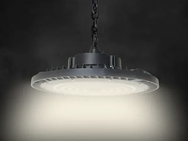 8 x 100w 5000k pro smd led ufo highbay waterdicht - afbeelding 1 van  4