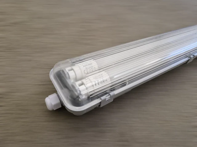 8 x 150cm pro dubbele led tl t8 armaturen waterdicht met reflectoren - afbeelding 3 van  9