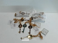 8 x hangdeco sleutel 8 cm mix - afbeelding 1 van  3