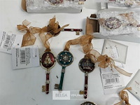 8 x hangdeco sleutel 8 cm mix - afbeelding 3 van  3