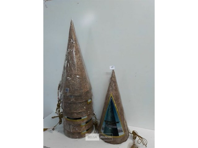 8 x kerstkegel 50 cm met 20 lampen goud - afbeelding 1 van  3