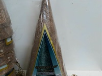 8 x kerstkegel 50 cm met 20 lampen goud - afbeelding 3 van  3