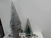 8 x kerstkegel 50 cm met 20 lampen zilver - afbeelding 2 van  3