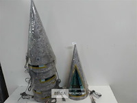 8 x kerstkegel 50 cm met 20 lampen zilver - afbeelding 1 van  3