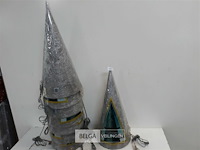 8 x kerstkegel 50 cm met 20 lampen zilver - afbeelding 1 van  3