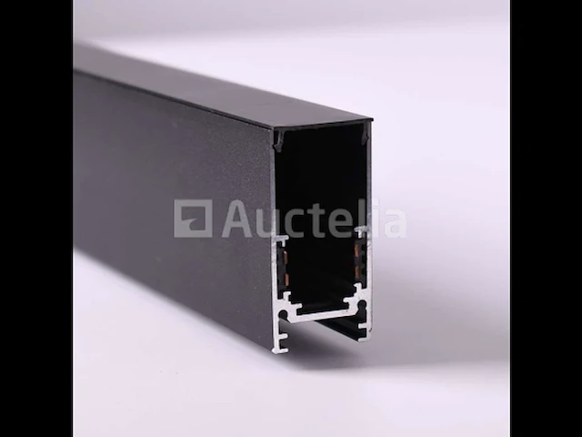 8 x magnetische opbouwrail 48v – 3 meter. - afbeelding 1 van  5