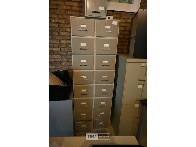 8 x metalen dossierkast met 2 lades - afbeelding 1 van  4