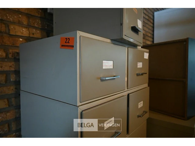 8 x metalen dossierkast met 2 lades - afbeelding 2 van  4