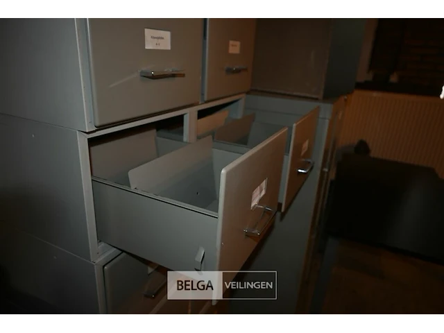 8 x metalen dossierkast met 2 lades - afbeelding 4 van  4