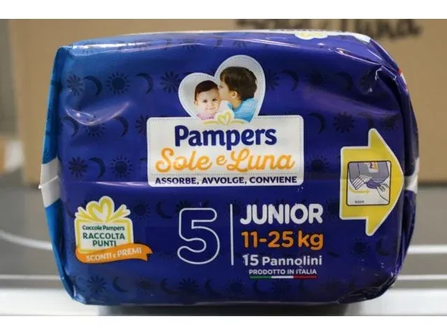 8 x pampers sole e luna luiers (15 stuks) - afbeelding 4 van  4