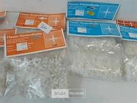 8 x tegelkruisjes 2,5 – 5 mm - afbeelding 3 van  3