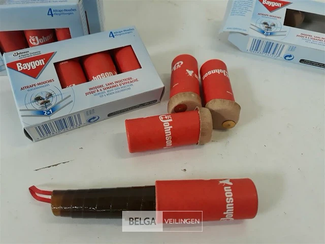 8 x vliegenstrips zelfklevend 4 stuks - afbeelding 3 van  3