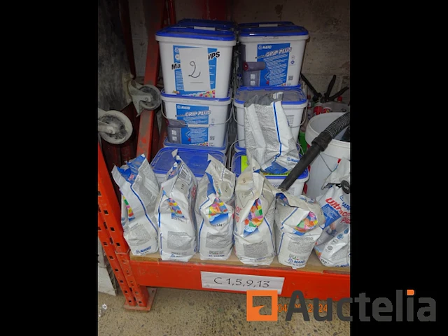 8 zakjes mapey ultra color plus (afdichtingen) waarvan 4 compleet en 4 gestart en 19 blikjes mapey group plus - afbeelding 1 van  2