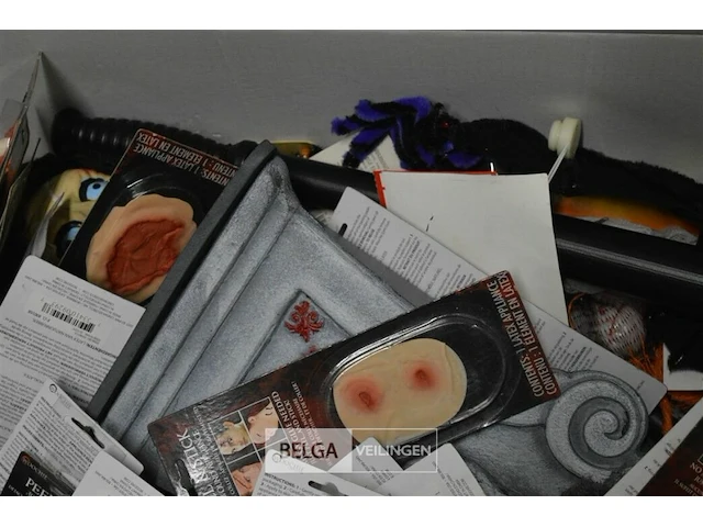 ±80 div halloween materialen - afbeelding 2 van  7