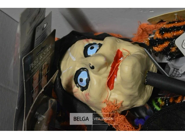 ±80 div halloween materialen - afbeelding 3 van  7