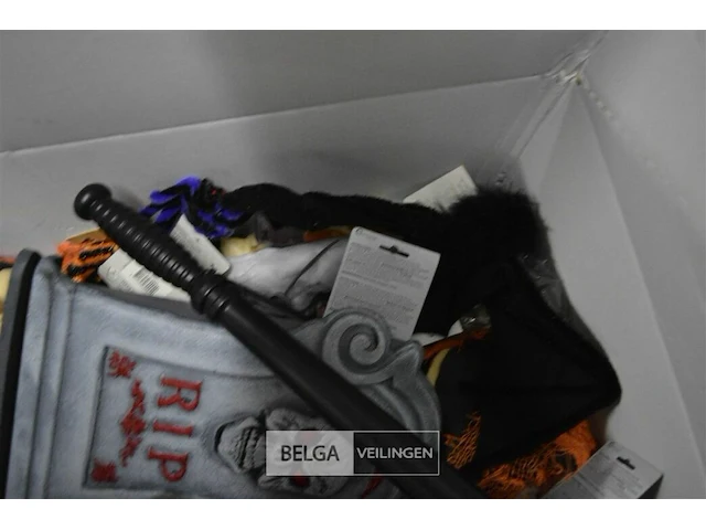 ±80 div halloween materialen - afbeelding 4 van  7