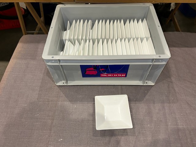 80 witte schaaltjes - afbeelding 1 van  4