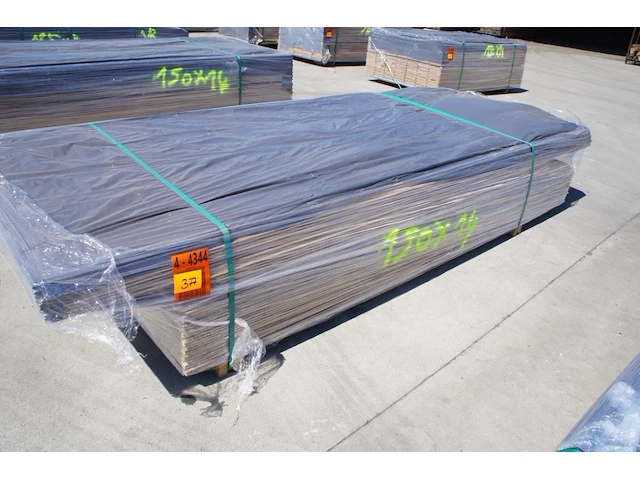 80,24 m² eiken planchetten 14mm - afbeelding 1 van  5